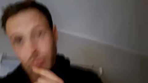 derricklapp814 online show from 11.02.25