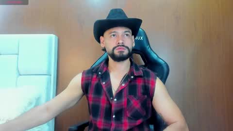 DerryBigger CM online show from 10.31.25