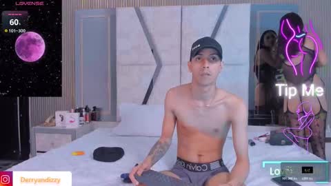 Snapshot of derrymeyers chatting on 11.06.25 derrymeyers online show from 11.06.25