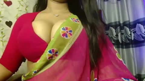Snapshot of desi_girl_jebin chatting on 10.13.25 Jebin online show from 10.13.25
