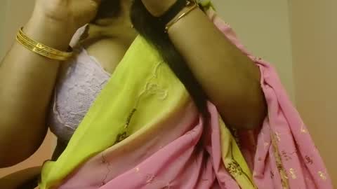 Snapshot of desi_girl_jebin chatting on 12.22.25 Jebin online show from 12.22.25