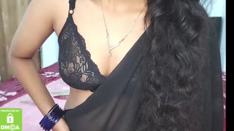 Snapshot of desicoupleshow chatting on 01.07.25 Eva and Adam online show from 01.07.25