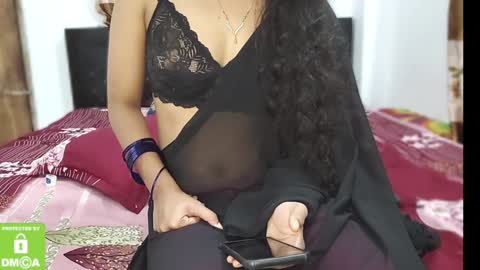 Snapshot of desicoupleshow chatting on 01.07.25 Eva and Adam online show from 01.07.25