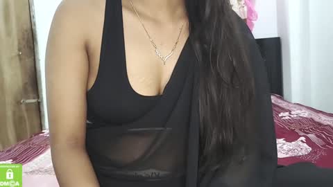 Snapshot of desicoupleshow chatting on 02.02.25 Eva and Adam online show from 02.02.25