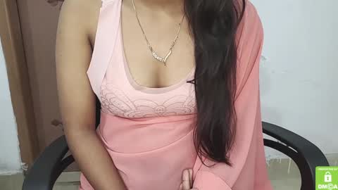 Snapshot of desicoupleshow chatting on 02.09.25 Eva and Adam online show from 02.09.25