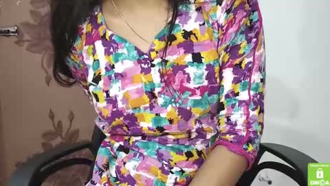 Snapshot of desicoupleshow chatting on 02.10.25 Eva and Adam online show from 02.10.25