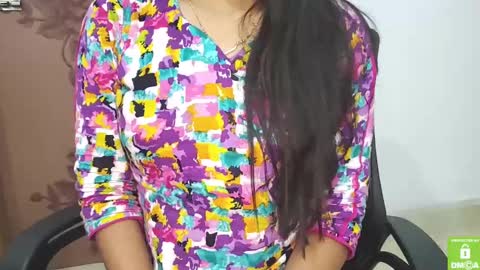 Snapshot of desicoupleshow chatting on 02.10.25 Eva and Adam online show from 02.10.25