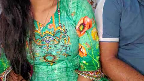 Snapshot of desicoupleshow chatting on 02.15.25 Eva and Adam online show from 02.15.25