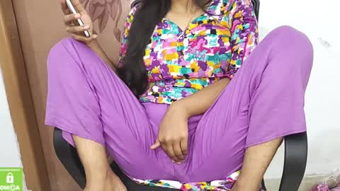 Snapshot of desicoupleshow chatting on 02.18.25 Eva and Adam online show from 02.18.25