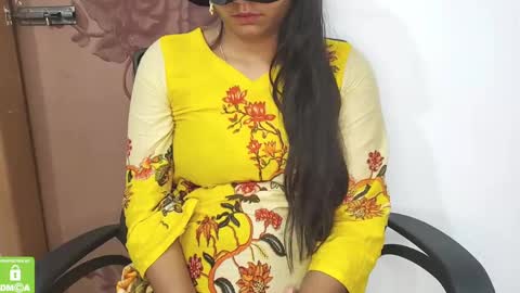 Snapshot of desicoupleshow chatting on 02.28.25 Eva and Adam online show from 02.28.25