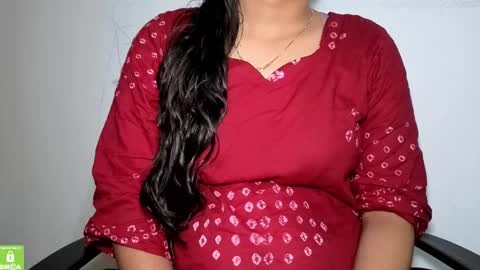 Snapshot of desicoupleshow chatting on 11.09.25 Eva and Adam online show from 11.09.25