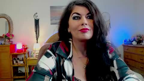 HellenMoon online show from 04.06.26