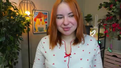 Snapshot of desirelayla chatting on 11.12.25 LAYLA online show from 11.12.25