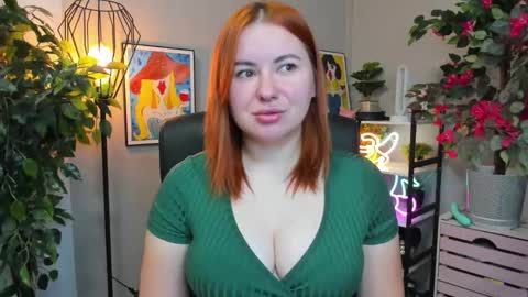 Snapshot of desirelayla chatting on 11.13.25 LAYLA online show from 11.13.25