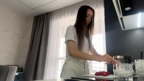 Ksenia online show from 05.08.26