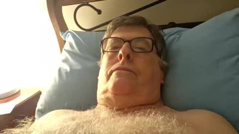 Desmon1958 online show from 04.19.26