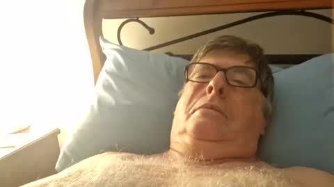 Desmon1958 online show from 04.19.26