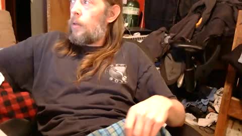 Snapshot of desolation2012 chatting on 12.02.25 desolation2012 online show from 12.02.25