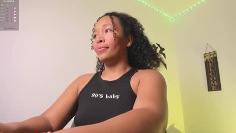 Snapshot of desty_y chatting on 11.03.25 desty_y online show from 11.03.25