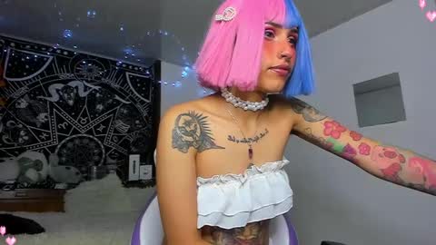 Snapshot of devadoll chatting on 03.11.25 Gi HELP ME REACH 50 THUMPS UP 3 online show from 03.11.25