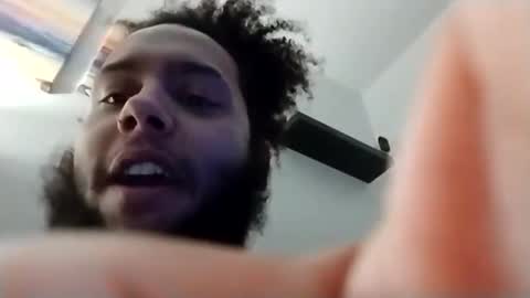 Snapshot of deviantdrew chatting on 12.16.25 deviantdrew online show from 12.16.25