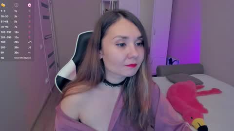 Snapshot of devil_mixie chatting on 11.04.25 devil_mixie online show from 11.04.25