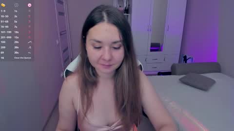 Snapshot of devil_mixie chatting on 11.29.25 devil_mixie online show from 11.29.25