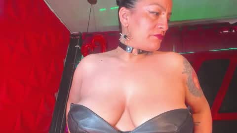 Snapshot of devil_taylorx chatting on 03.21.26 devil_taylorx online show from 03.21.26