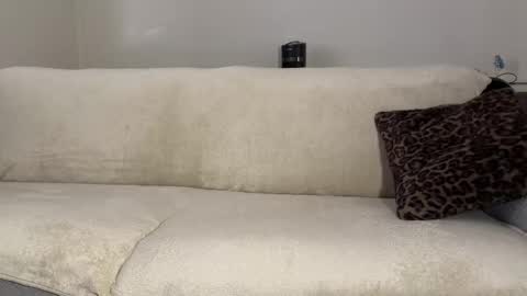 Snapshot of deviliaaa chatting on 04.03.26 Devil online show from 04.03.26