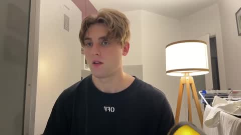 devilnut1 online show from 01.30.25