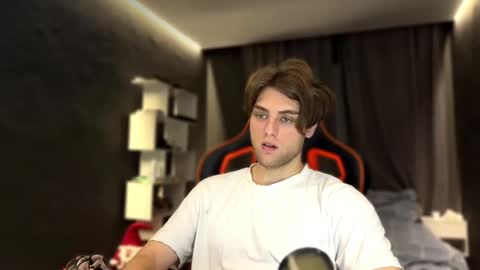 devilnut1 online show from 11.09.25