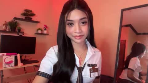 Devine Greyson online show from 09.22.25