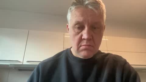 Snapshot of devon_nite chatting on 12.02.25 Devon online show from 12.02.25