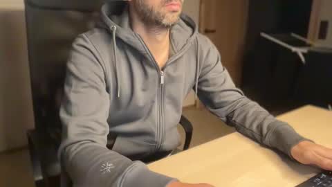 Snapshot of devswiss chatting on 12.16.25 DevSwiss online show from 12.16.25