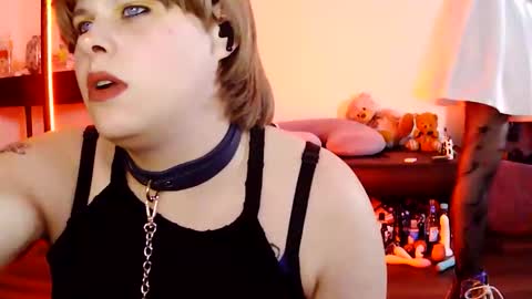 Snapshot of devykitten2018 chatting on 03.26.26 devykitten online show from 03.26.26