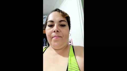 Snapshot of deyeroni chatting on 04.08.26 deyeroni online show from 04.08.26