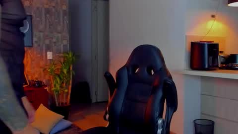 JULIAN online show from 11.27.25