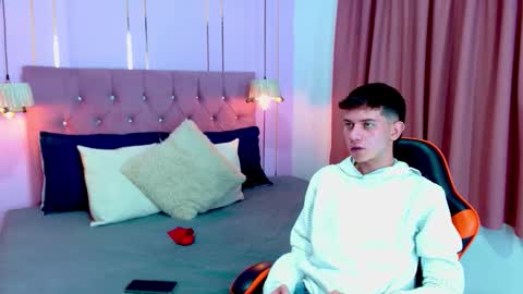 DEYVIGREKO online show from 12.04.25