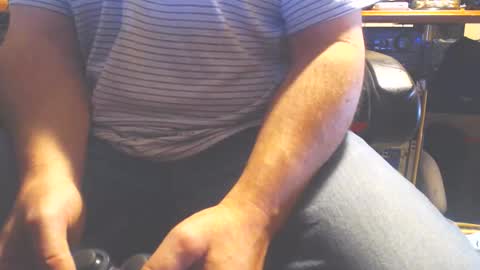 Snapshot of dfwgonewrong chatting on 02.09.26 dfwgonewrong online show from 02.09.26