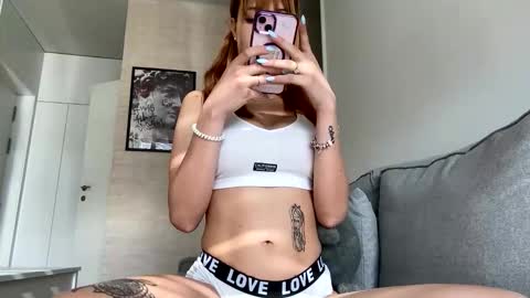 Dhalia online show from 02.17.26