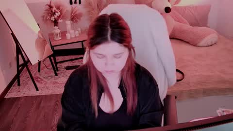 Snapshot of diaangell chatting on 04.20.26 Dia online show from 04.20.26