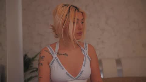 Thea online show from 02.08.26