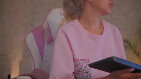 Thea online show from 05.31.26