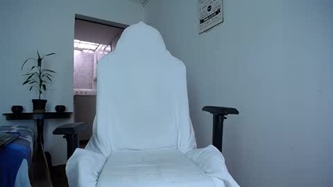 Snapshot of diamond_black00 chatting on 01.07.26 MaSSimo online show from 01.07.26