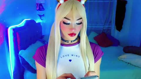 Snapshot of diamond_hott1 chatting on 12.25.24 AmayaGirl online show from 12.25.24