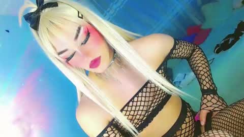 Snapshot of diamond_hott1 chatting on 02.27.25 AmayaGirl online show from 02.27.25