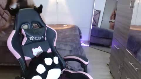 diamondgold28 online show from 11.26.25