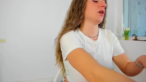 Snapshot of diamondkay_ chatting on 04.05.26 diamondkay_ online show from 04.05.26