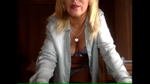 Snapshot of diana583578 chatting on 12.16.25 diana583578 online show from 12.16.25