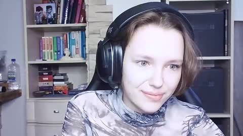 Snapshot of diana_back3 chatting on 10.26.25 diana_back3 online show from 10.26.25